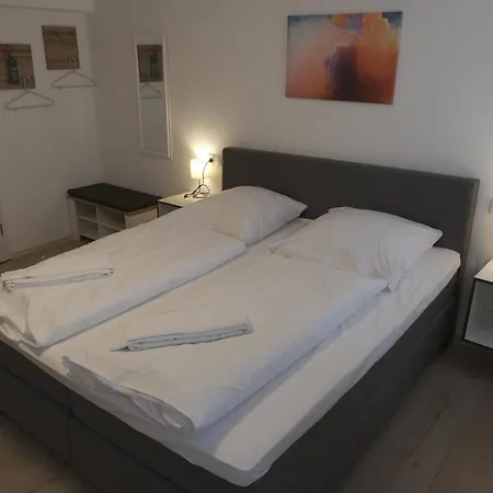 - Platia Hotell Günzburg